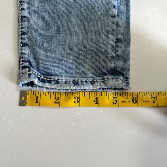 Silver Boyfriend Jeans, Classic Stretch, W25 L29 (measures 32" inseam) - Picture 11 of 13